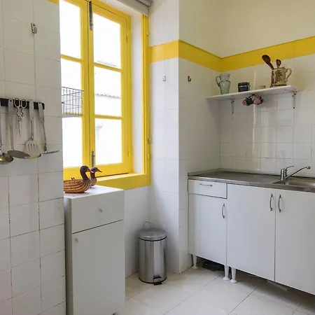 Typical Madragoa Flat * Lisboa