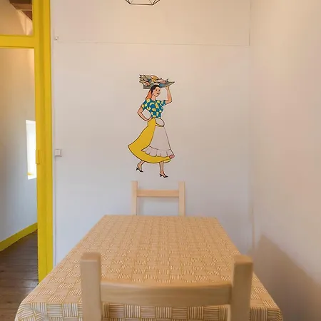 Typical Madragoa Flat * Lisboa